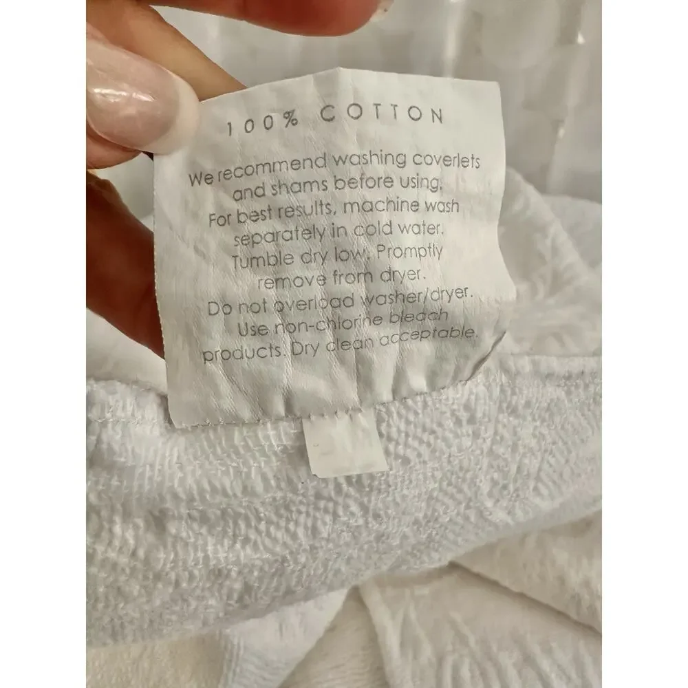 VTG Twin White Matelasse Bedspread 100% Cotton 2 Shams Portugal Fleur De Lis